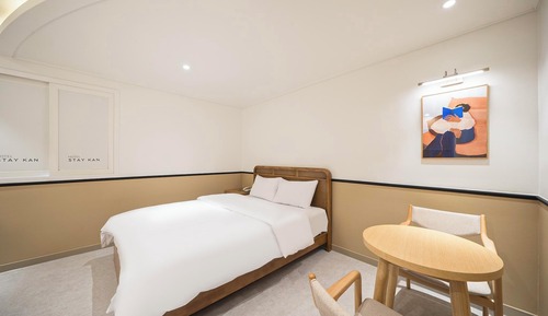 Room (Deluxe - 1 room 1 parking (May 24 rem)