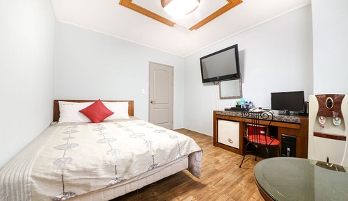 Room (Standard Room B (Bed))