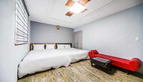 Room (Suite room (twin))