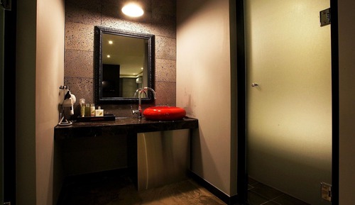 Room (VIP (Netflix YouTube / Bidet / Twin B)
