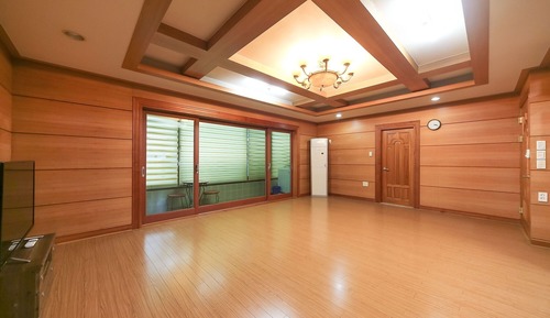 Room (Group room)