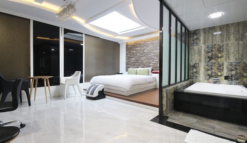 Room (VIP)