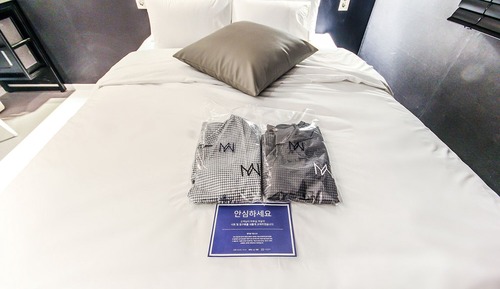 Room (Primi Um (1PC))