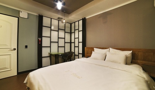 Room (Standard Room)