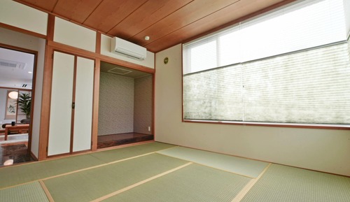 Traditional Apartment