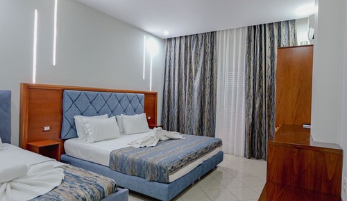 Triple Room with Balcony
