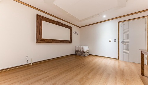 Room (Korean-style room (Breakfast provided)