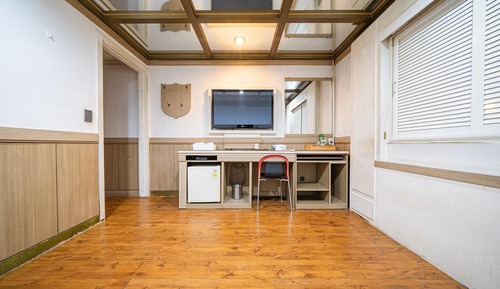 Room (Ondol)