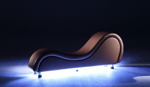 Room (Love chair to find hidden 3CM)
