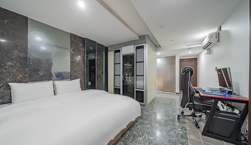 Room (Special Karaoke Room (Wave Styler ava)