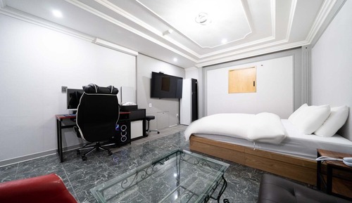 Room (Special room (hinoki bath wave Disney)