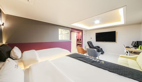 Room (Special room (with styler massage cha)