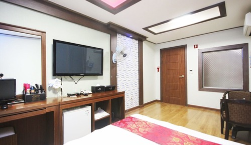 Room (Standard room)