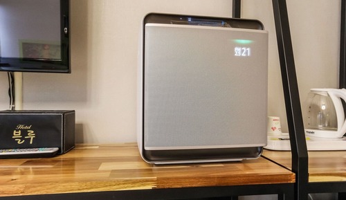 Room (Suite room B (Air Purifier + Styler))