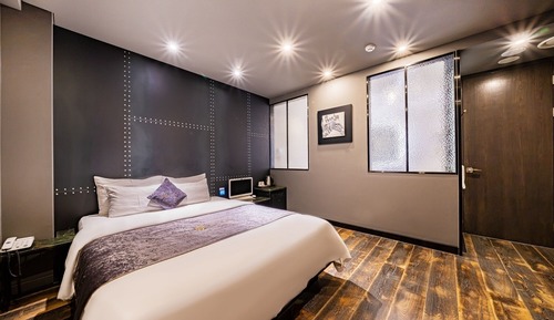 Room (Standard Room - Event (Free amenities)