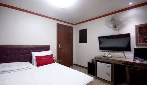 Room (Standard Room)