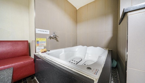 Room (Spa room(no pc))