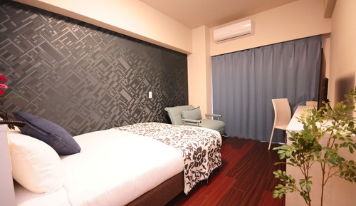 Basic Double Room, Smoking