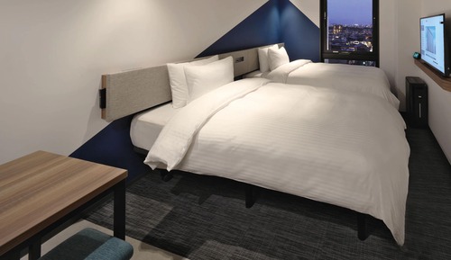 Standard Twin Room with Complimentary Breakfast