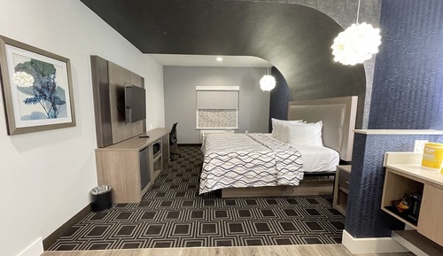 Deluxe Single Room