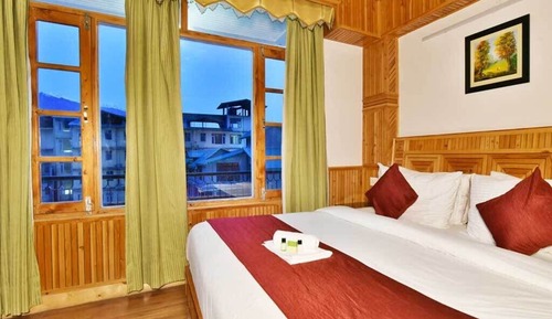 Executive Room