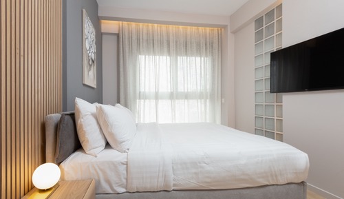 1-Bedroom Maisonette