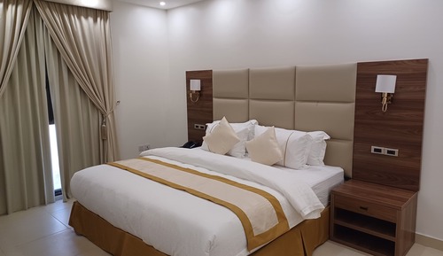 Junior Studio Suite