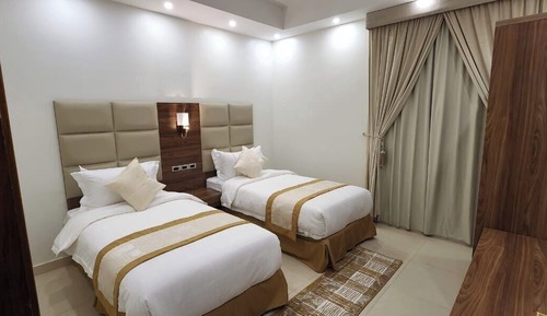 Deluxe Studio Suite