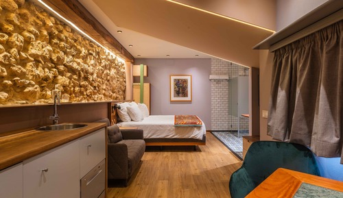Signature Room