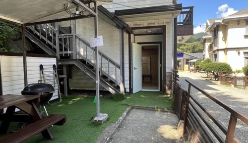 Room (Family c (Private Pet Fence BBQ grill)