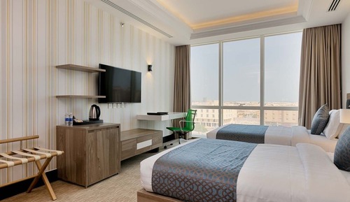 Executive Suite, 2 Bedrooms, 2 Bathrooms, City View