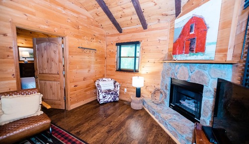Standard Cabin (Pet Friendly)