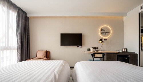 Deluxe Room, 2 Twin Beds, Non Smoking, City View