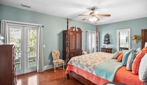 House, Multiple Beds, Balcony
