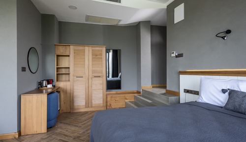 Deluxe Quadruple Room