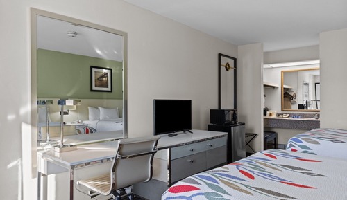 Queen Beds