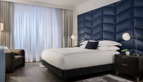 Room, 1 King Bed, City View