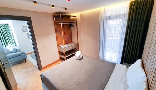 Apartment, Garden Area