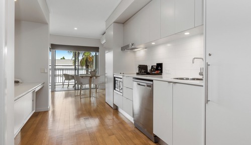Two Bedroom Dual-Key Spa Suite