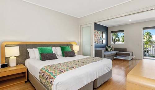 One Bedroom Spa Suite