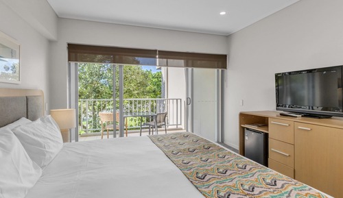 Two Bedroom Dual-Key Spa Suite