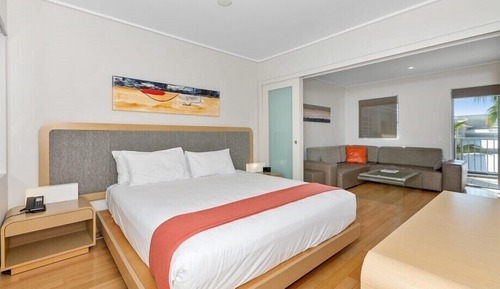 One Bedroom Spa Suite