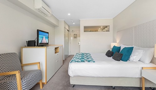 Two Bedroom Dual-Key Spa Suite with Pool View