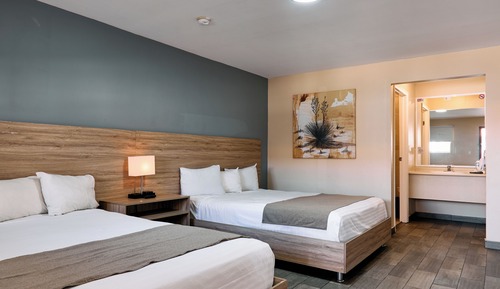 Standard Double Room, 2 Queen Beds
