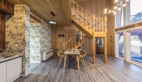 Room (Deunhaesol (Unshared House / Duplex))