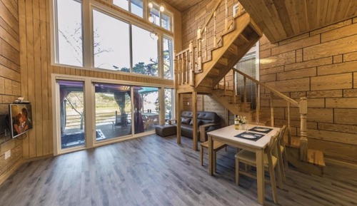 Room (Ha Ryun Sol (Unshared House / Duplex))