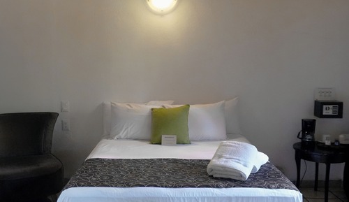 Standard Suite