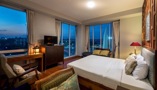 Deluxe Suite