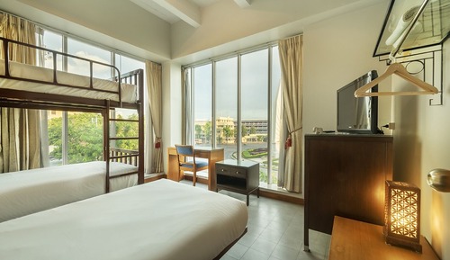 Standard Triple Room (Shared Bathroom)