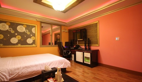 Room (Standard Room)